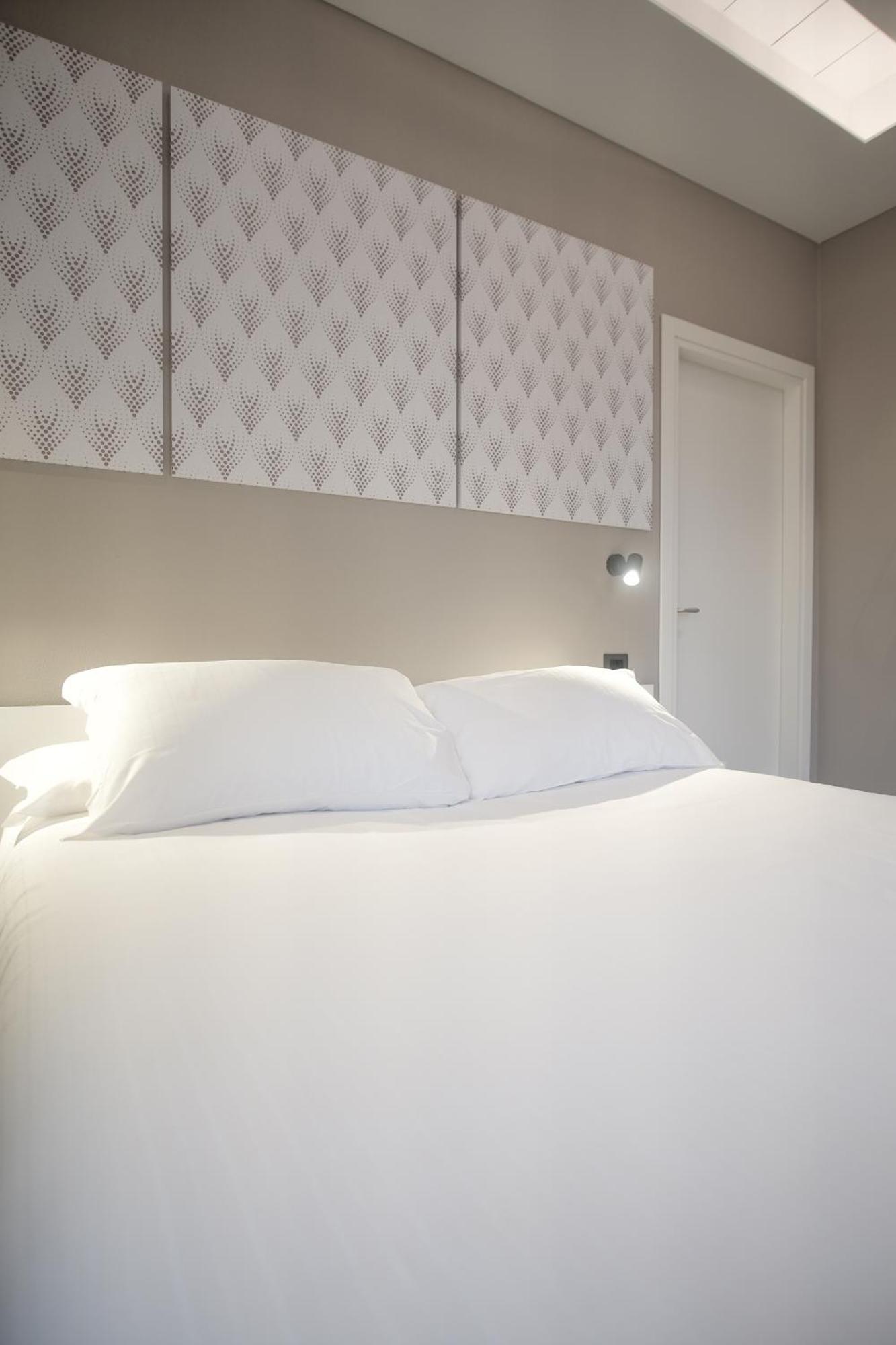 Naboo Verona Luxury Suites エクステリア 写真