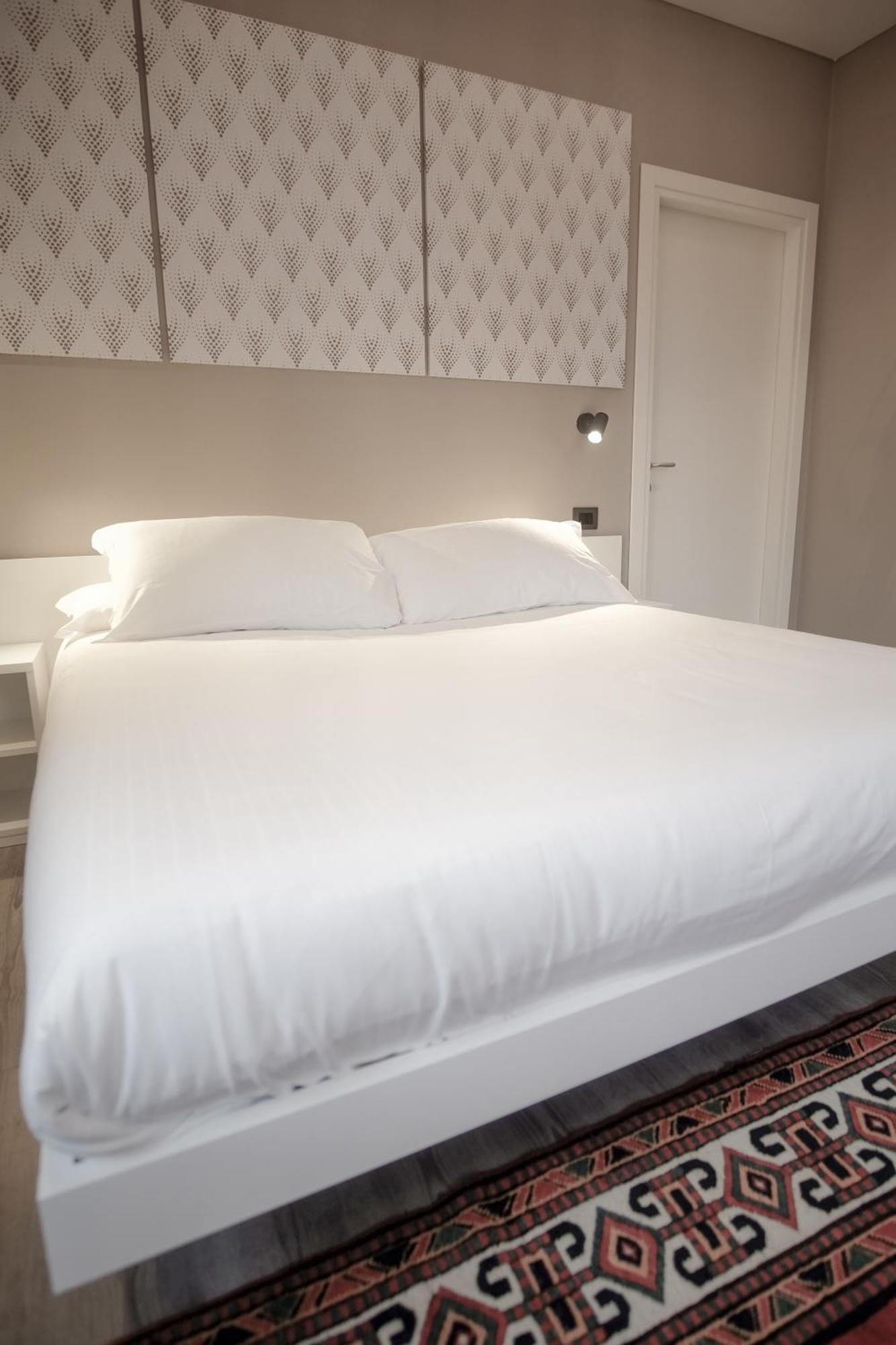 Naboo Verona Luxury Suites エクステリア 写真