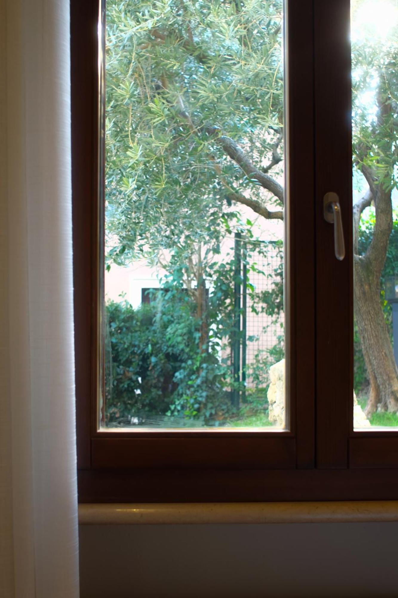 Naboo Verona Luxury Suites エクステリア 写真