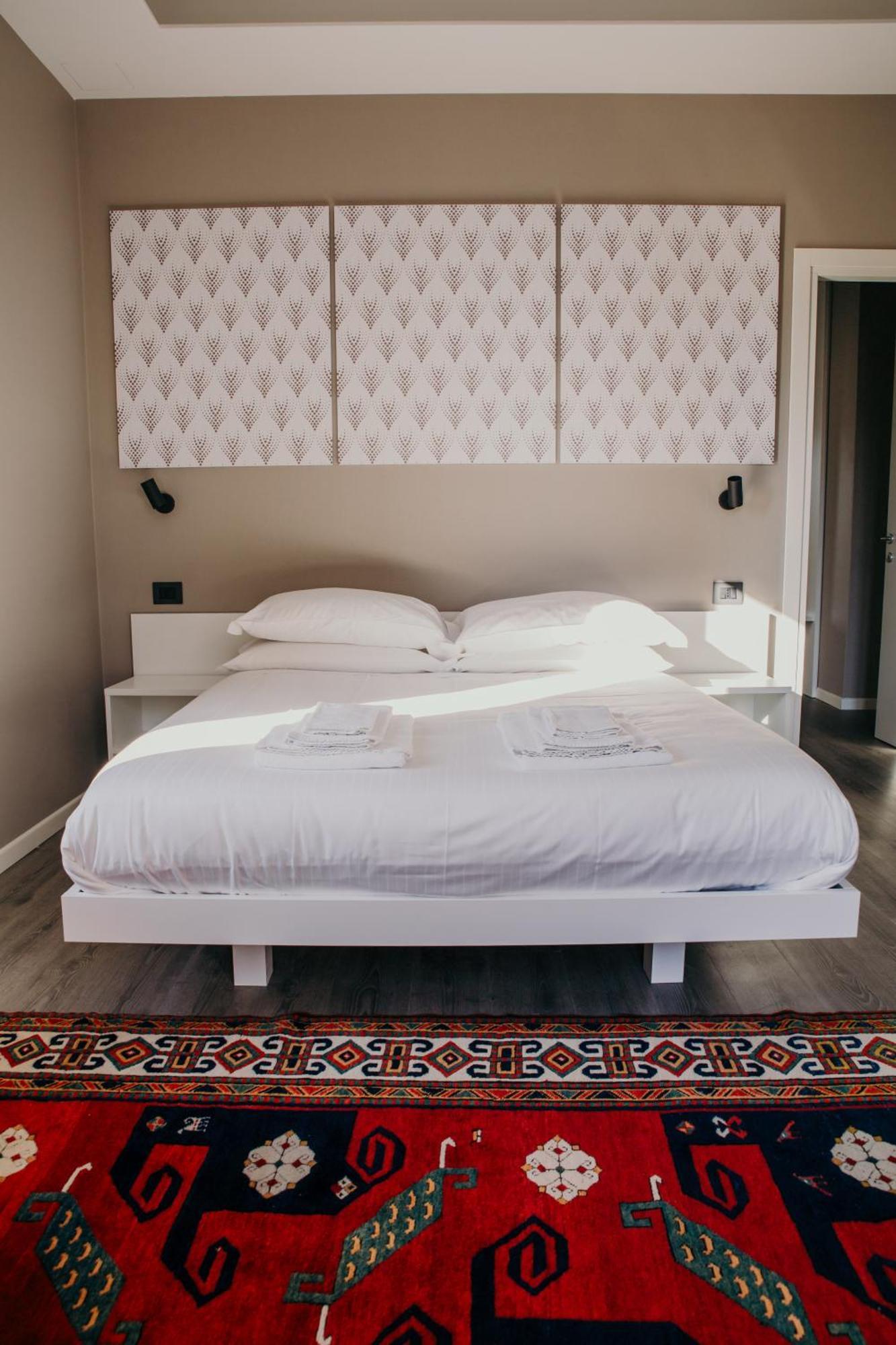 Naboo Verona Luxury Suites エクステリア 写真